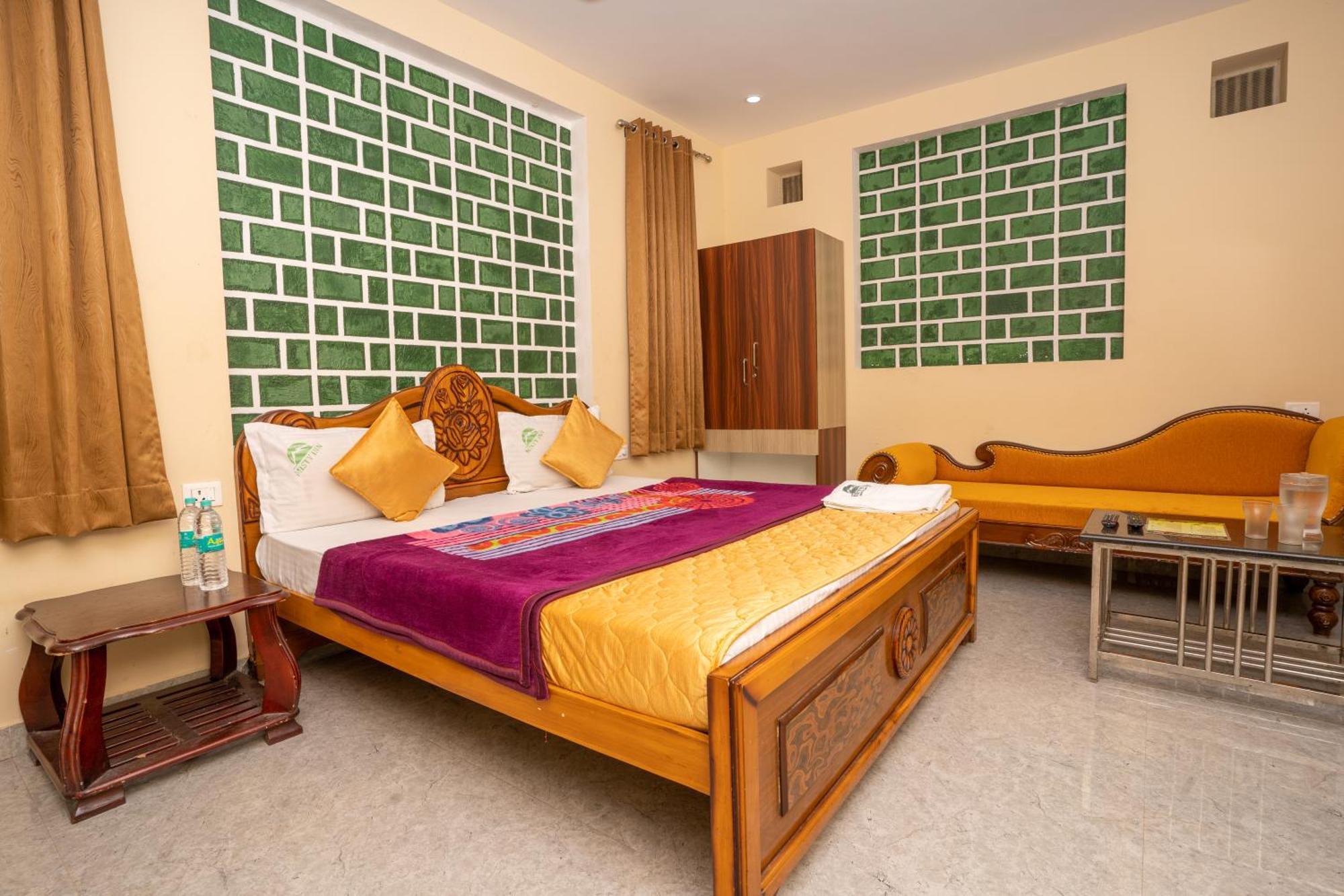 Hotel Misty Inn Yercaud Exterior photo